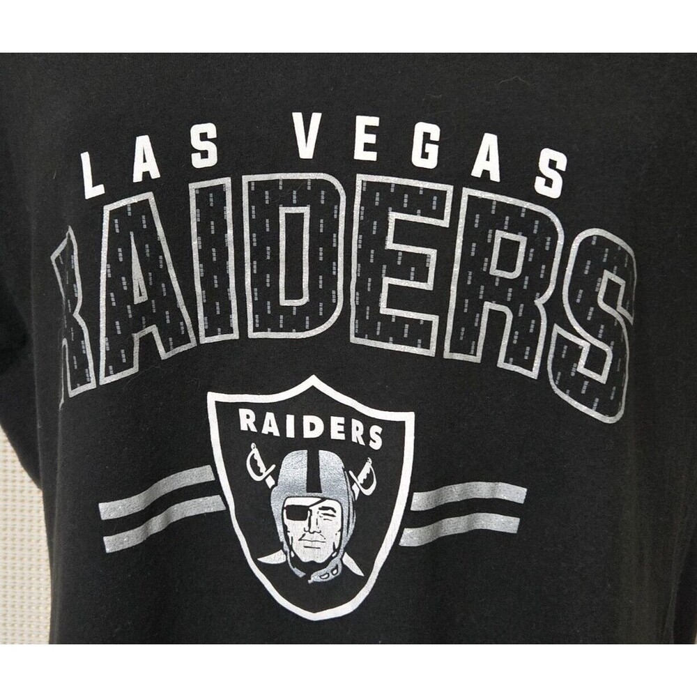 Las Vegas Raiders T-Shirt Womens Large Black Short Sleeve V Neck NFL Football - Picture 4 of 8